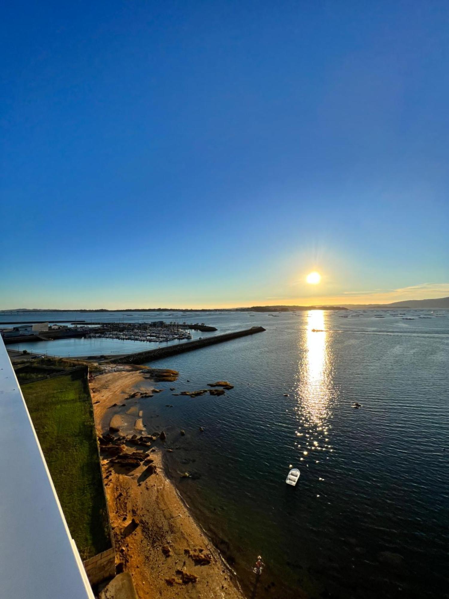 Apartamento Arousa Mar ビラノーバ・デ・アロウサ エクステリア 写真